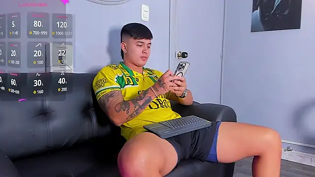 Cristopher strong online show from September 9, 10:37 am