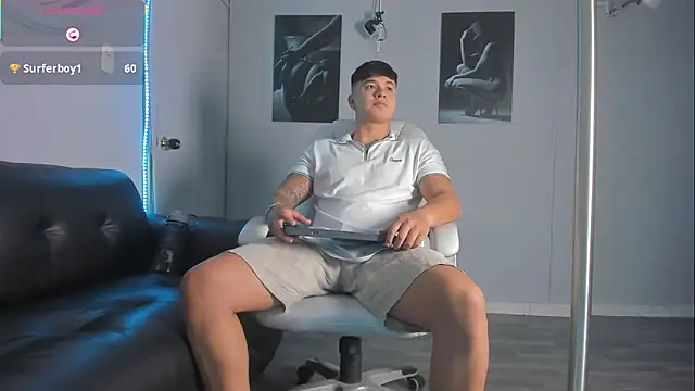 Cristopher strong online show from February 10, 11:25 am