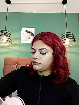 IamAlana  online show from February 7, 1:25 am