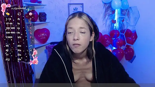 ZoePrest  online show from February 18, 9:32 am