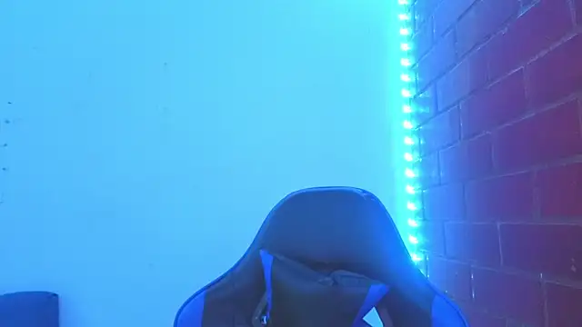 Demitryo online show from February 12, 3:45 am