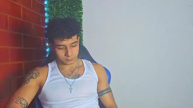 Demitryo online show from February 18, 5:14 am