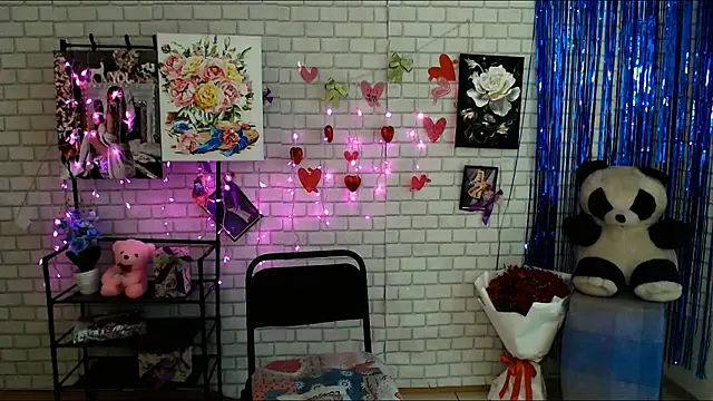 Darina M  online show from February 19, 12:00 pm