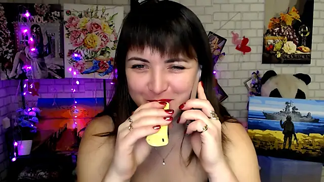 Darina M  online show from December 5, 8:23 am