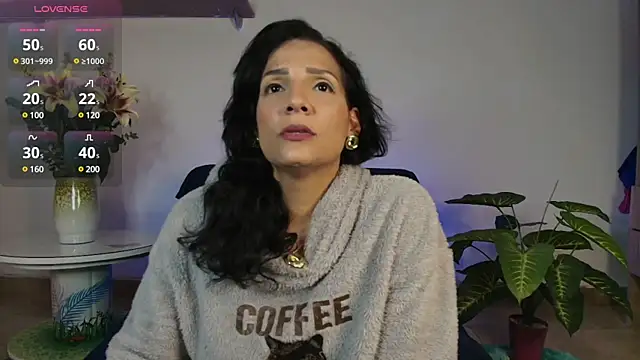 Elliee  online show from January 21, 12:36 am