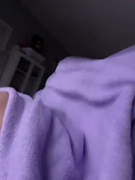 Lucrecio19 online show from December 21, 9:16 am