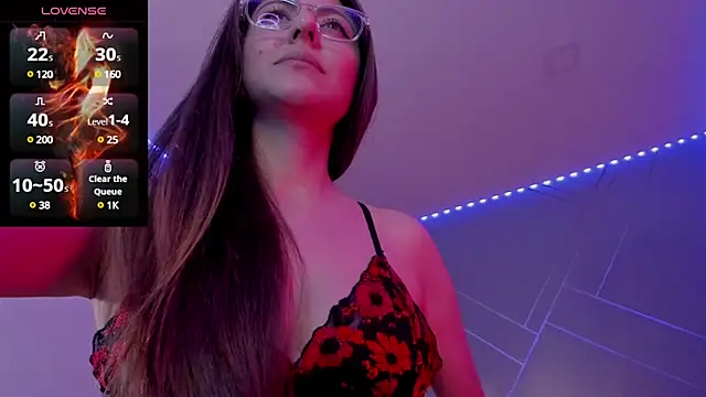 Snapshot of Ich_Bin_Julia chatting on December 7, 9:11 pm Ich Bin Julia online show from December 7, 9:11 pm