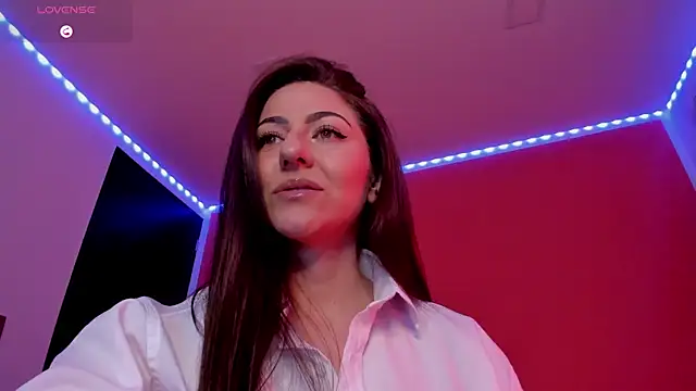 Snapshot of Ich_Bin_Julia chatting on June 8, 9:42 am Ich Bin Julia online show from June 8, 9:42 am