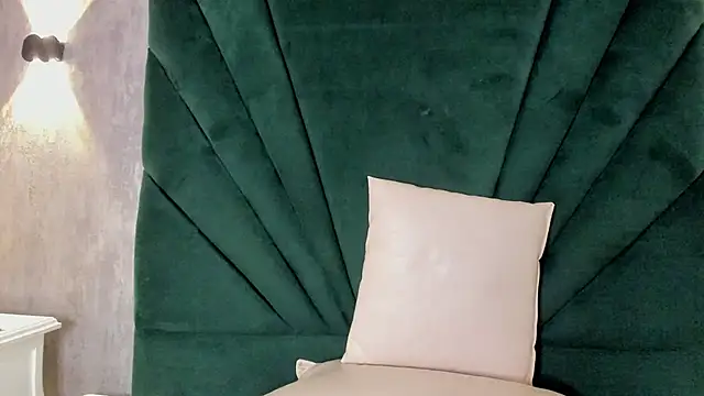 Ariana ceballos online show from December 19, 5:40 pm