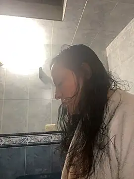 Snapshot of Freya_Artemisa chatting on December 12, 11:18 am Freya Artemisa online show from December 12, 11:18 am