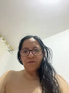 Snapshot of Freya_Artemisa chatting on December 18, 8:47 pm Freya Artemisa online show from December 18, 8:47 pm
