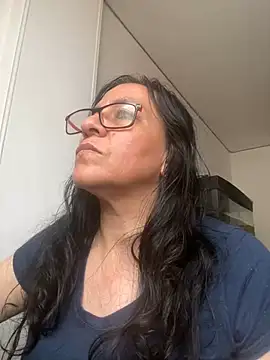 Snapshot of Freya_Artemisa chatting on January 8, 9:01 pm Freya Artemisa online show from January 8, 9:01 pm