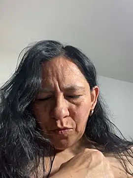 Snapshot of Freya_Artemisa chatting on February 2, 5:48 pm Freya Artemisa online show from February 2, 5:48 pm
