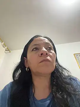 Snapshot of Freya_Artemisa chatting on February 10, 3:35 am Freya Artemisa online show from February 10, 3:35 am