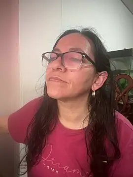 Freya Artemisa online show from February 16, 9:00 pm