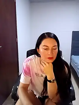 Snapshot of renata_hot1 chatting on March 12, 5:07 pm renata hot1 online show from March 12, 5:07 pm
