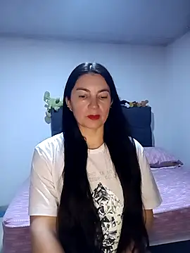 Snapshot of renata_hot1 chatting on October 3, 3:03 am renata hot1 online show from October 3, 3:03 am