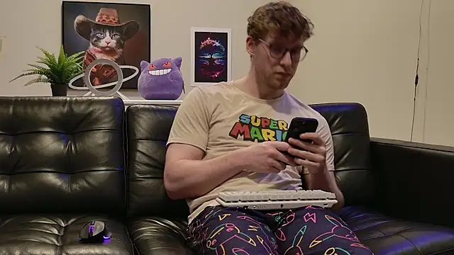 BlueEyedTallGuy94 online show from October 30, 1:51 am