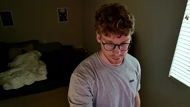 BlueEyedTallGuy94 online show from July 21, 3:09 am