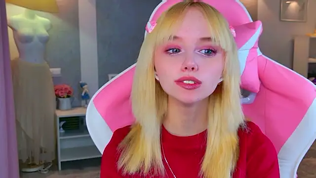 b4by LoL1 online show from February 12, 12:33 pm