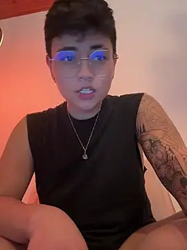 Ashley Chriss online show from January 7, 2:31 am