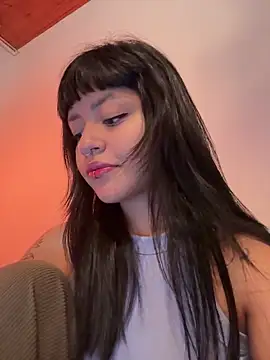 Ashley Chriss online show from January 19, 2:36 am