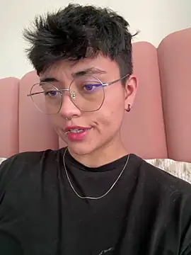 Snapshot of Ashley_Chriss chatting on February 2, 9:02 pm Ashley Chriss online show from February 2, 9:02 pm