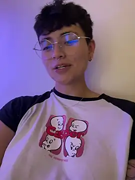 Snapshot of Ashley_Chriss chatting on March 3, 12:59 am Ashley Chriss online show from March 3, 12:59 am