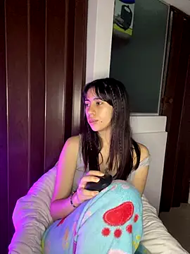 Catyloves online show from December 6, 10:16 am