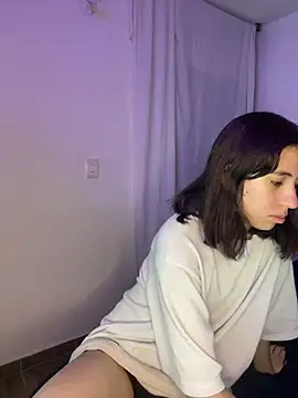 Catyloves online show from February 7, 3:01 am