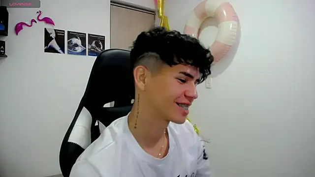 Snapshot of Tayson_Rivers chatting on September 22, 1:29 am Tayson Rivers online show from September 22, 1:29 am