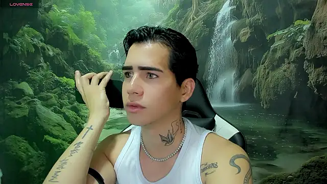 Snapshot of Tayson_Rivers chatting on February 28, 6:47 am Tayson Rivers online show from February 28, 6:47 am