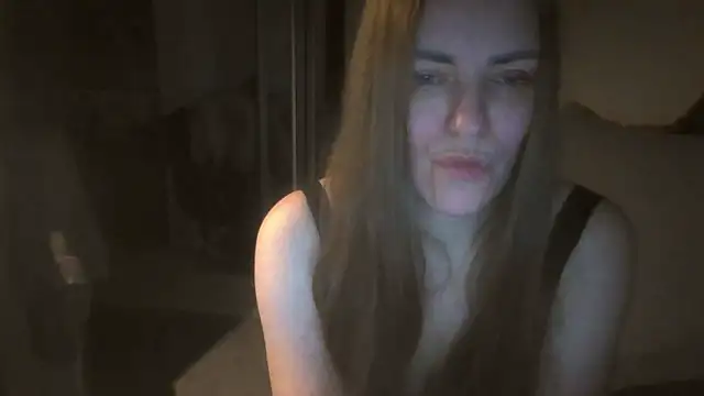 AnnaDiamond1 online show from October 2, 10:28 pm