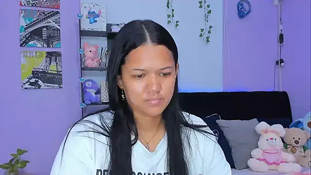 Snapshot of sara_mendez2 chatting on February 11, 11:33 pm sara mendez2 online show from February 11, 11:33 pm