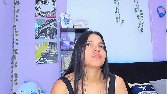 Snapshot of sara_mendez2 chatting on February 25, 10:50 pm sara mendez2 online show from February 25, 10:50 pm