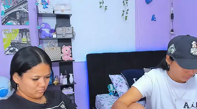 Snapshot of sara_mendez2 chatting on February 26, 7:27 pm sara mendez2 online show from February 26, 7:27 pm