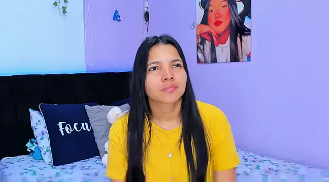 Snapshot of sara_mendez2 chatting on February 28, 4:53 pm sara mendez2 online show from February 28, 4:53 pm