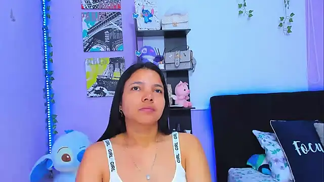 Snapshot of sara_mendez2 chatting on March 6, 3:02 pm sara mendez2 online show from March 6, 3:02 pm