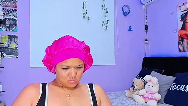 Snapshot of sara_mendez2 chatting on March 11, 3:12 pm sara mendez2 online show from March 11, 3:12 pm