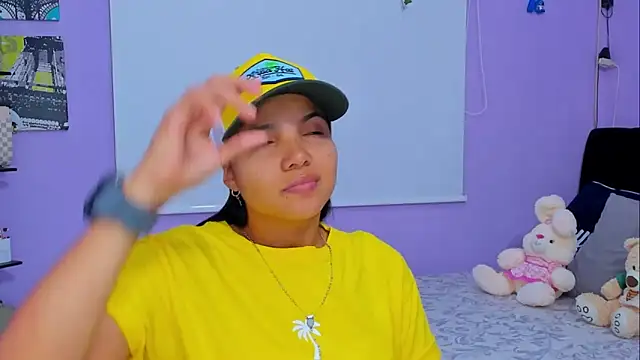 Snapshot of sara_mendez2 chatting on March 15, 11:06 pm sara mendez2 online show from March 15, 11:06 pm