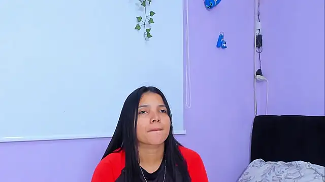 Snapshot of sara_mendez2 chatting on March 18, 3:20 am sara mendez2 online show from March 18, 3:20 am