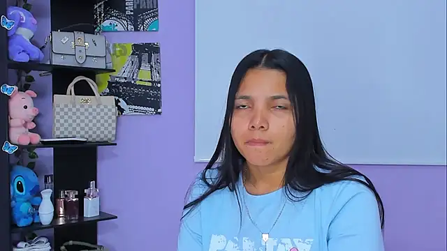 Snapshot of sara_mendez2 chatting on March 20, 3:02 am sara mendez2 online show from March 20, 3:02 am