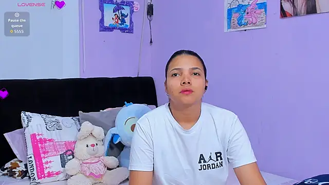 Snapshot of sara_mendez2 chatting on September 14, 11:26 pm sara mendez2 online show from September 14, 11:26 pm