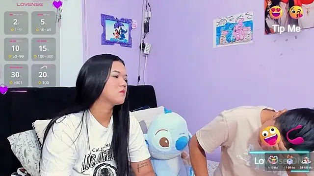 Snapshot of sara_mendez2 chatting on November 4, 11:26 pm sara mendez2 online show from November 4, 11:26 pm