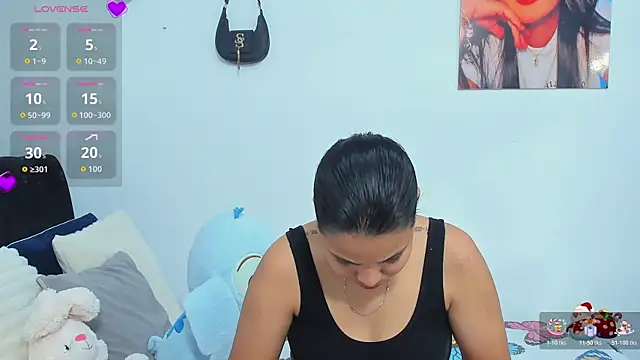 Snapshot of sara_mendez2 chatting on January 10, 11:31 pm sara mendez2 online show from January 10, 11:31 pm