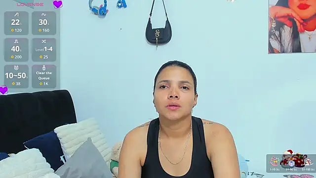 Snapshot of sara_mendez2 chatting on January 15, 1:43 am sara mendez2 online show from January 15, 1:43 am