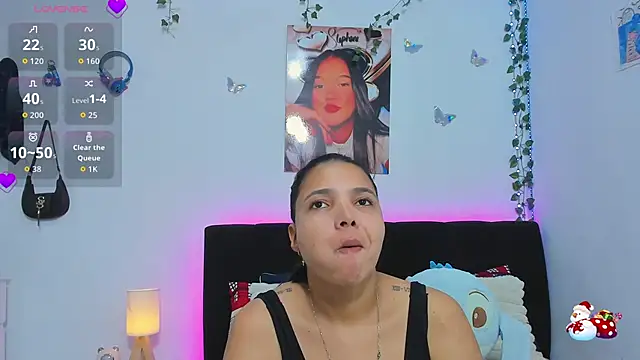 Snapshot of sara_mendez2 chatting on February 24, 8:51 pm sara mendez2 online show from February 24, 8:51 pm