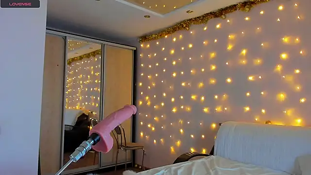 May Flower online show from December 23, 1:03 pm