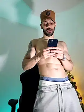 Snapshot of prince-roludo chatting on December 14, 12:01 pm prince-roludo online show from December 14, 12:01 pm