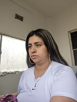 Melinda bob online show from April 17, 7:39 pm